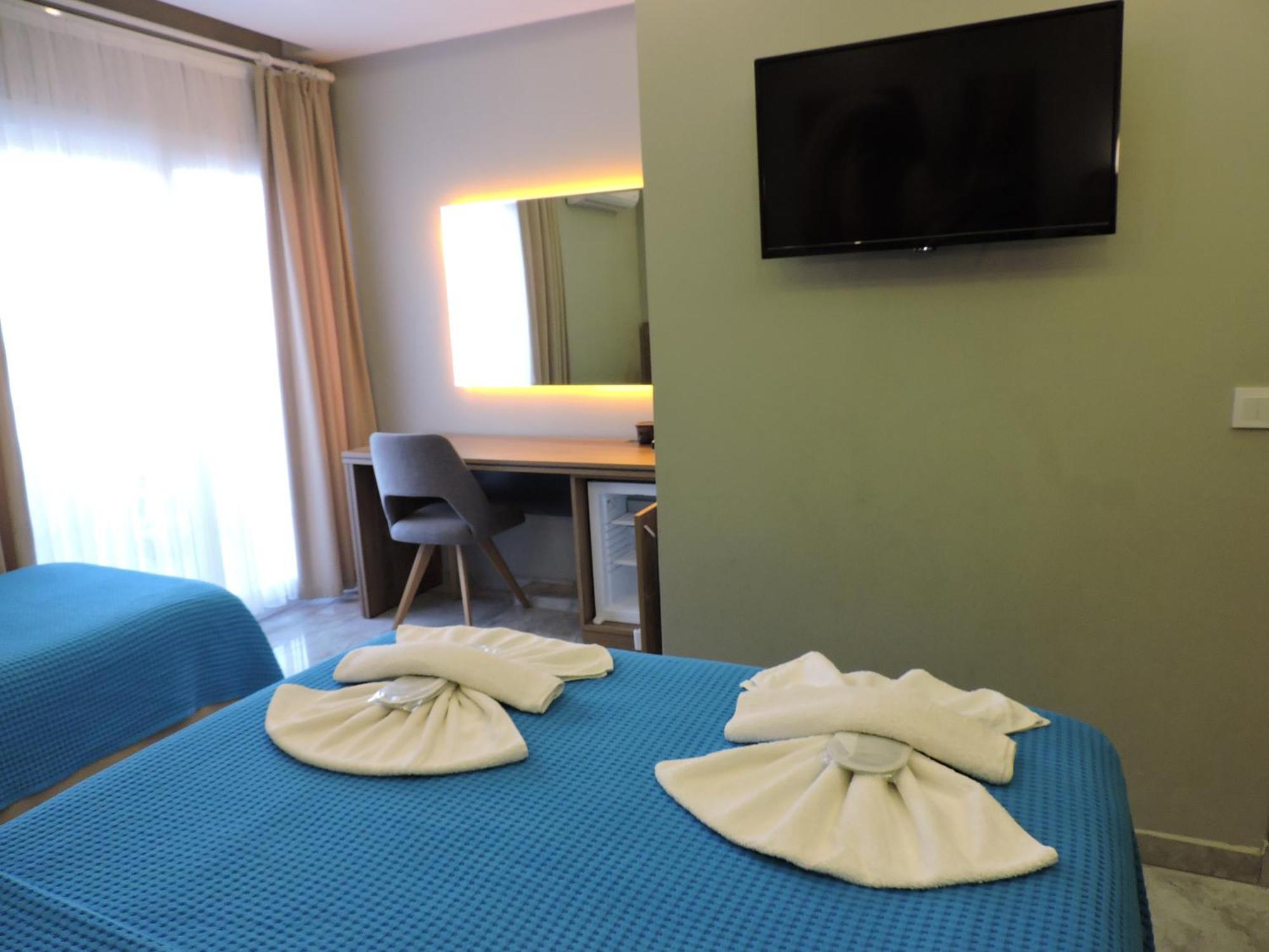 Basar Hotel Erdemli エクステリア 写真