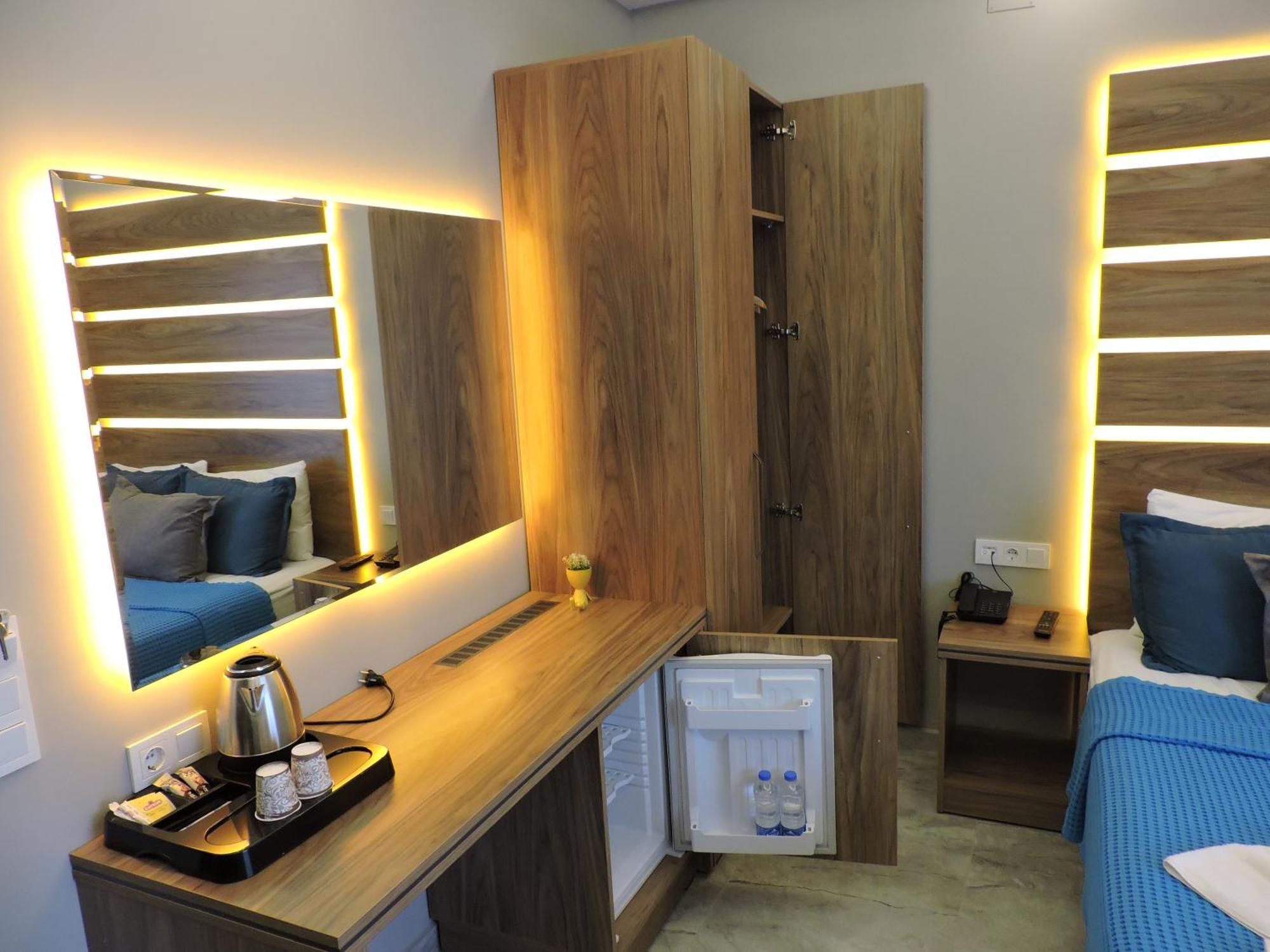 Basar Hotel Erdemli エクステリア 写真