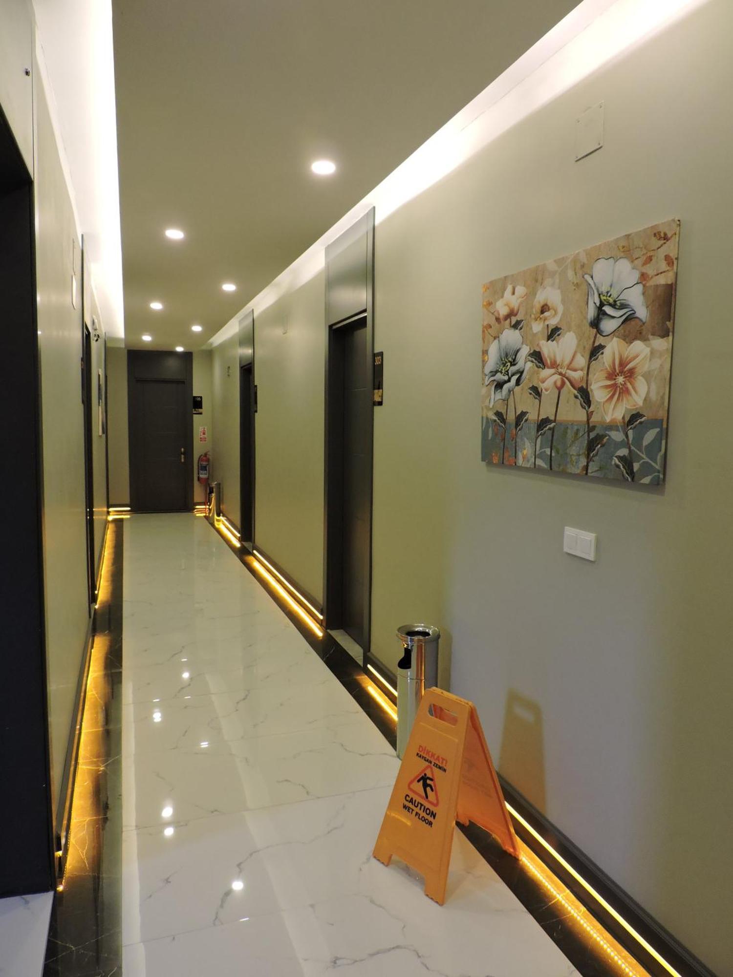 Basar Hotel Erdemli エクステリア 写真